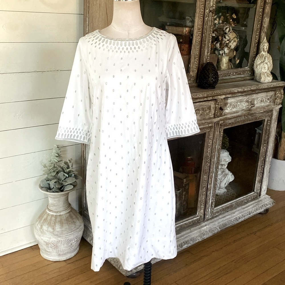 GRETCHEN SCOTT DESIGNS WHITE 3/4 SLEEVE DRESS SILVER EMBROIDERED XL NEW